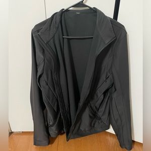 Lululemon black jacket size L